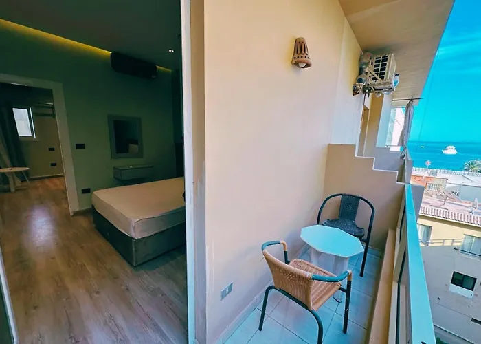 Apartment Modern Sea View Palma House Steps From Dream